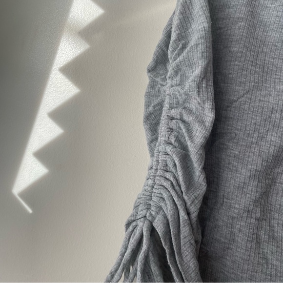 Grey Ruched Top - Picture 4 of 5